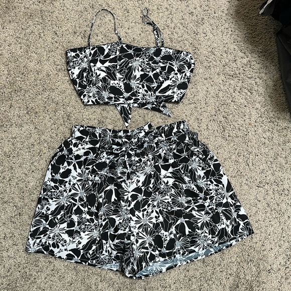 Lulus Pants - Lulu’s Two Piece Short Set